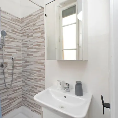 アパート Triumph ローマ