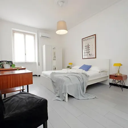 Triumph Apartman
